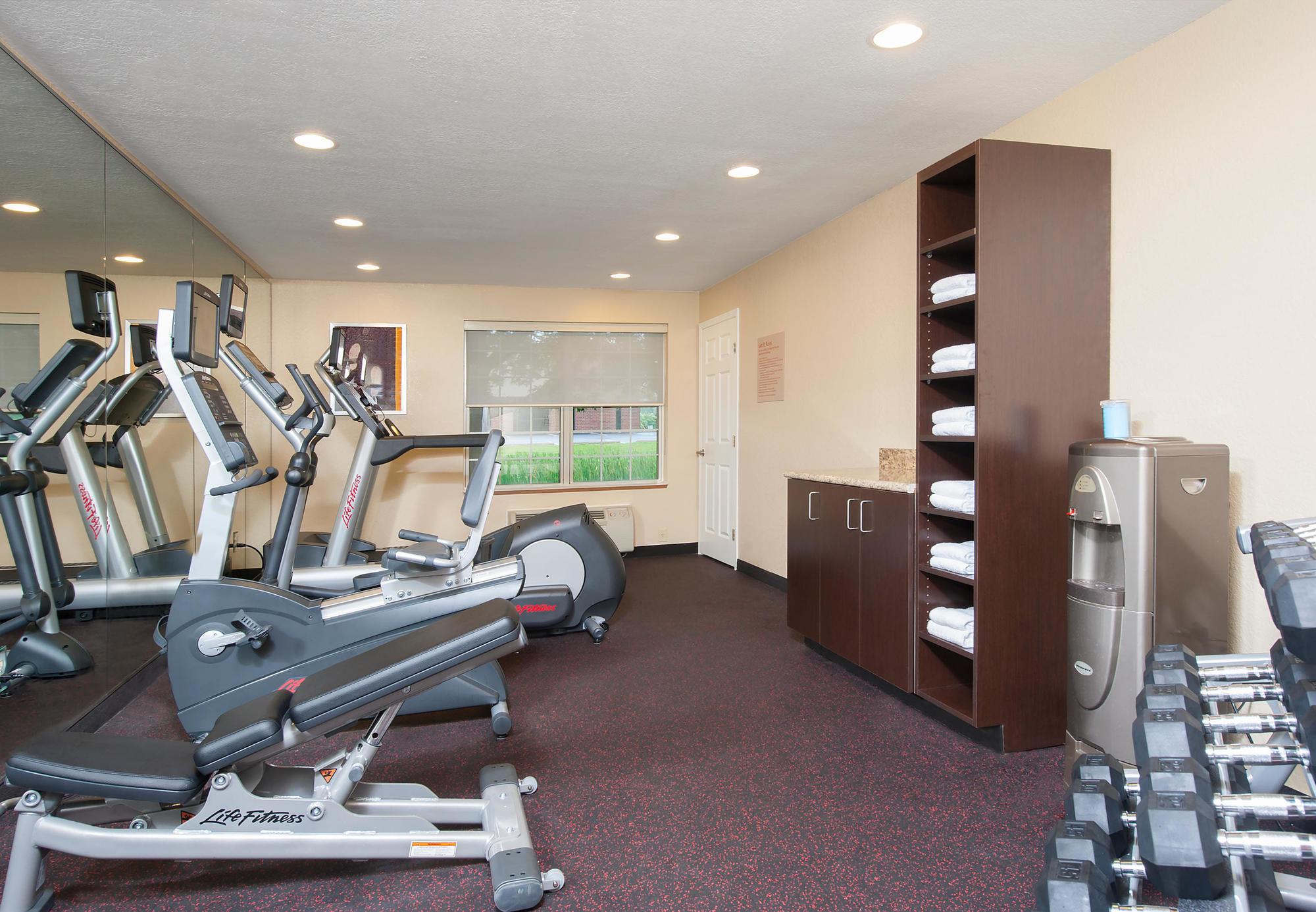 Towneplace Suites Indianapolis Park 100 מראה חיצוני תמונה