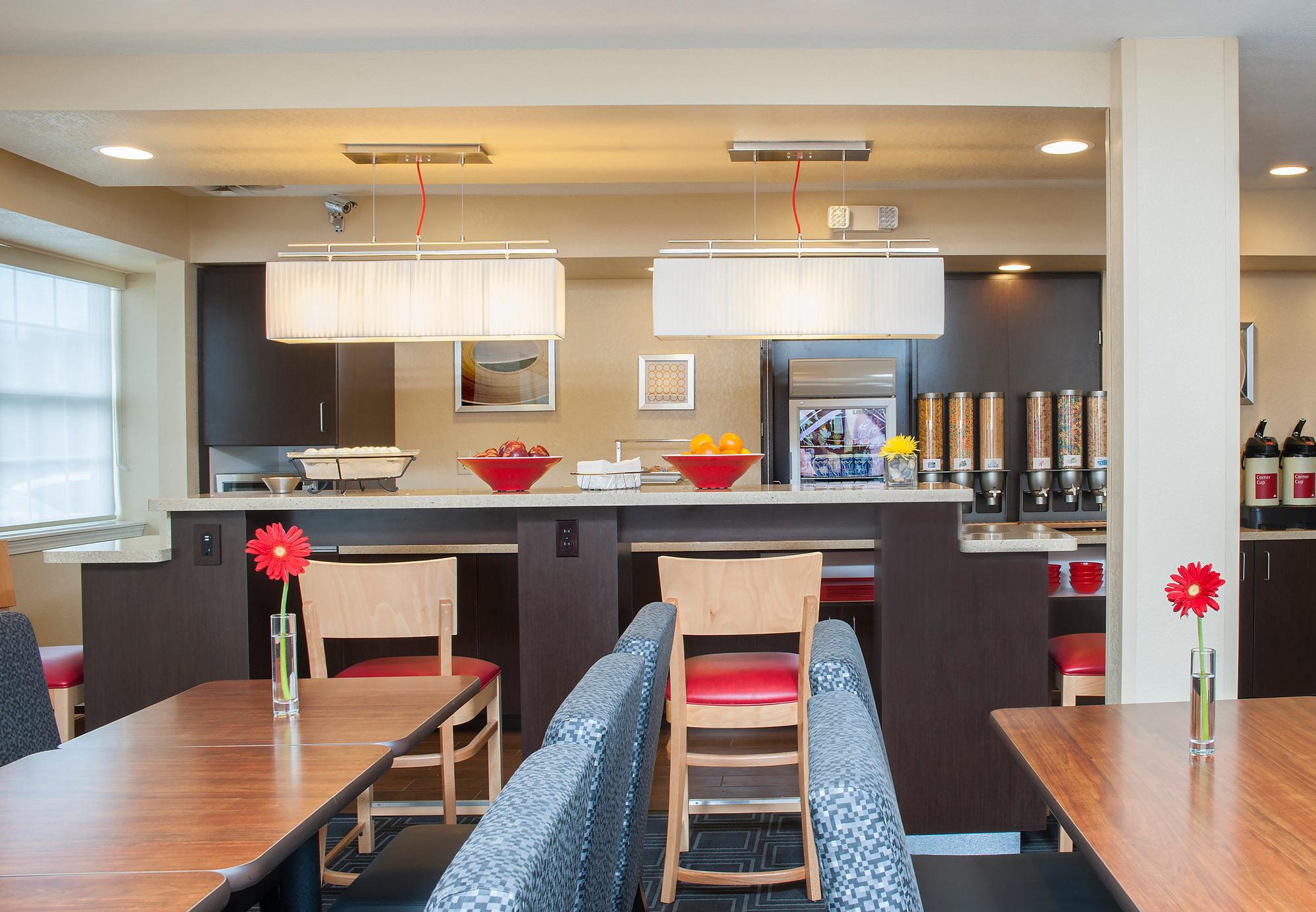Towneplace Suites Indianapolis Park 100 מראה חיצוני תמונה