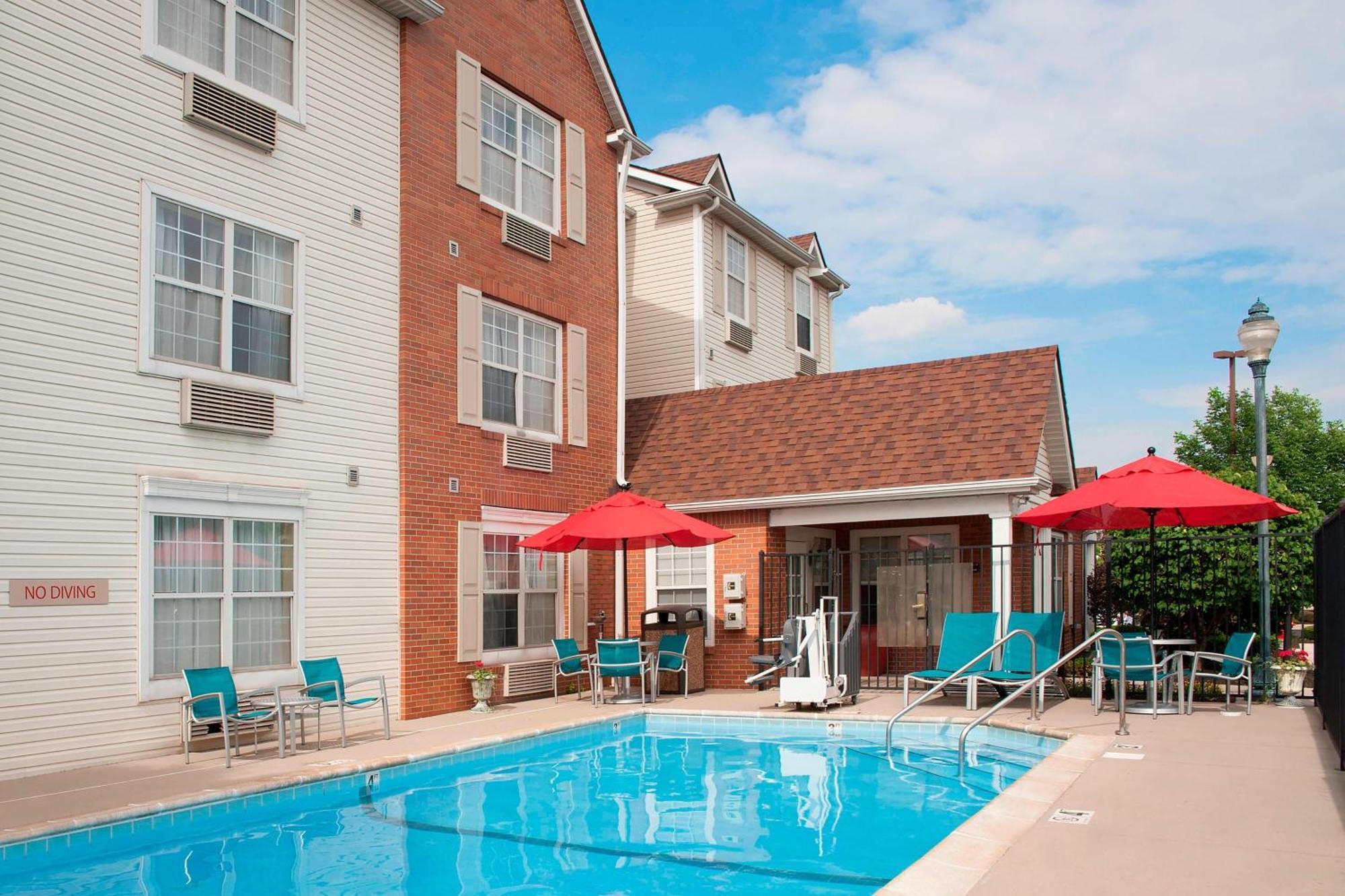 Towneplace Suites Indianapolis Park 100 מראה חיצוני תמונה