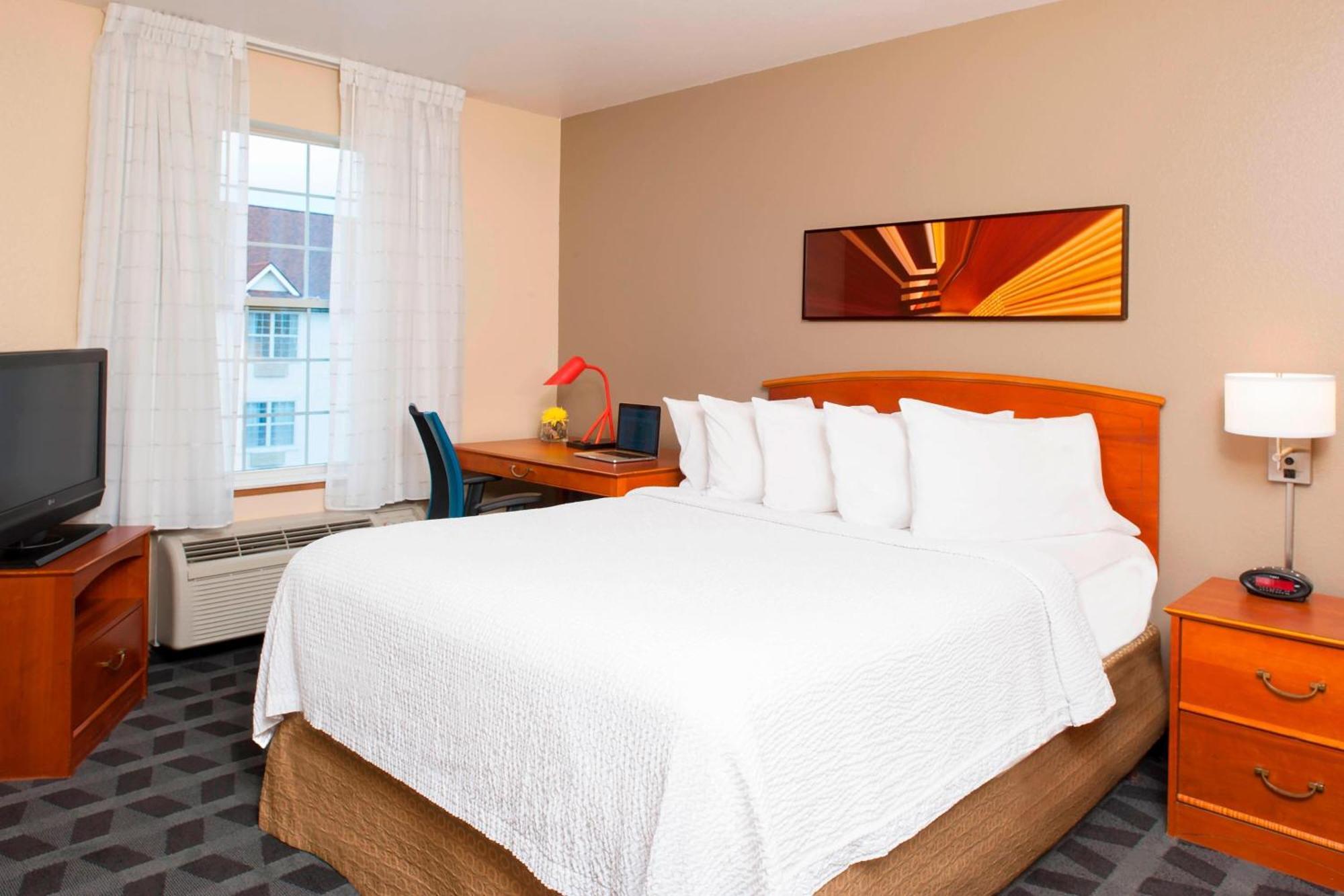 Towneplace Suites Indianapolis Park 100 מראה חיצוני תמונה